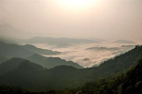 婺源石城玩多久